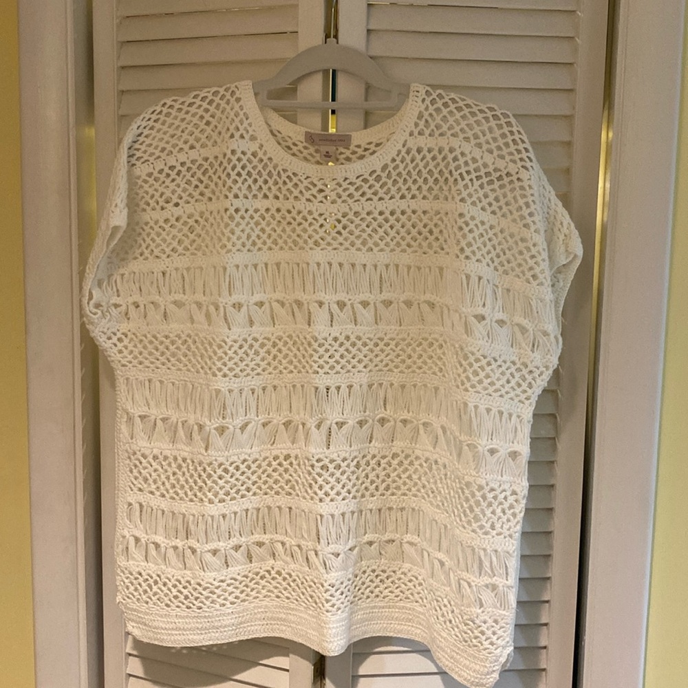 White knitted top. XL.